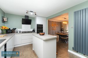 Kitchen- click for photo gallery